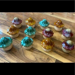 12 glazed ceramic mushrooms. NWT. Woodland shower or garden decor.